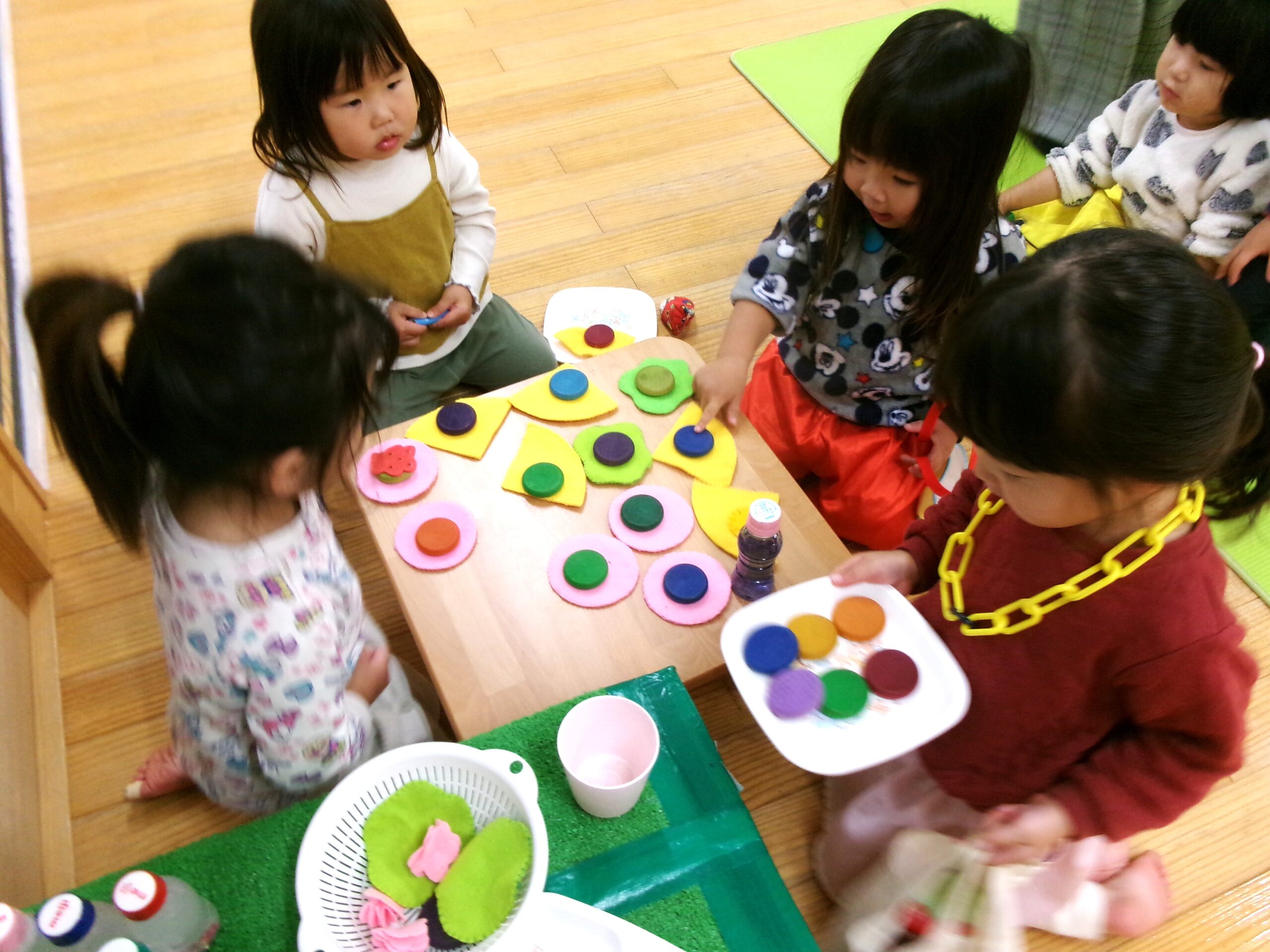 2歳児さんのおままごと♬なりきりごっこが素敵です！