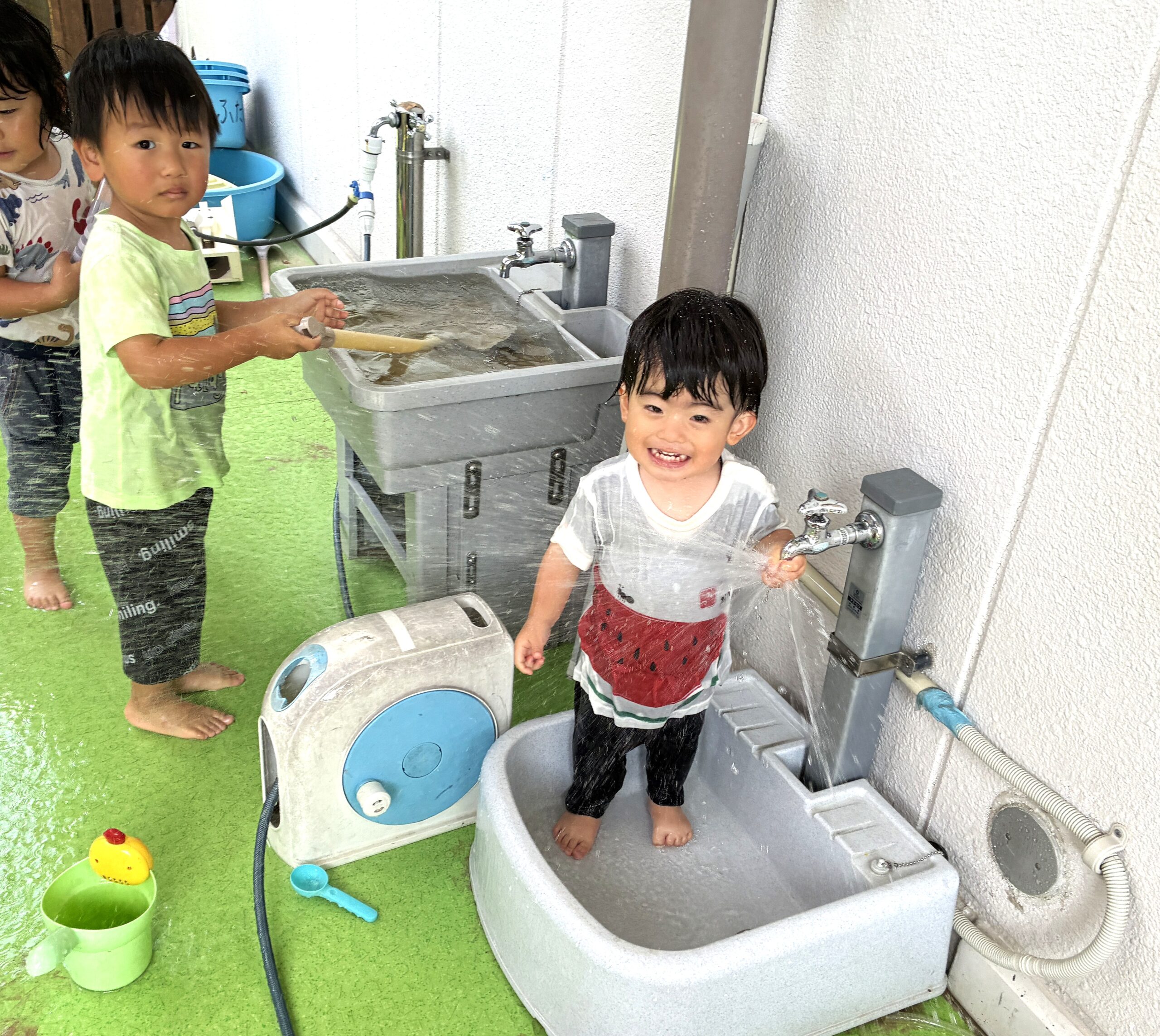 蛇口に手を当てると。。。。‼